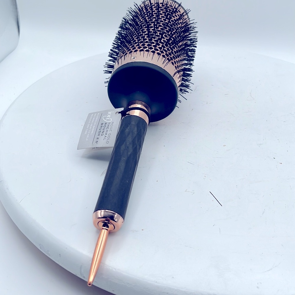 Gold and Black Thermal Round Hair Brush